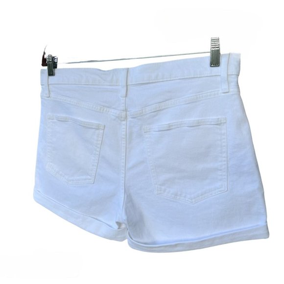 🌸4/$50🌸 NWOT Gap 5" Mid Rise Denim Shorts with Washwell - Picture 7 of 16